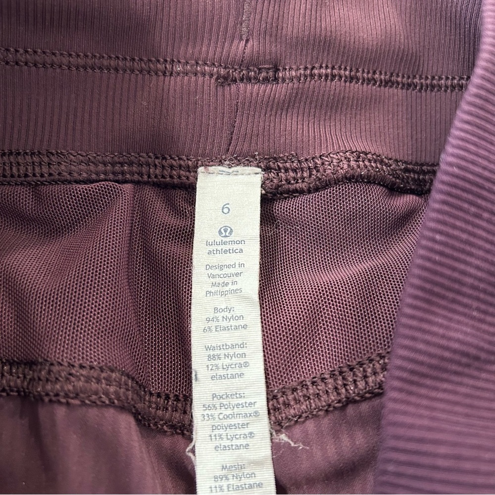 Lululemon Woman's Purple Crop Studio Pant Medium Rise size 6 - Picture 10 of 16
